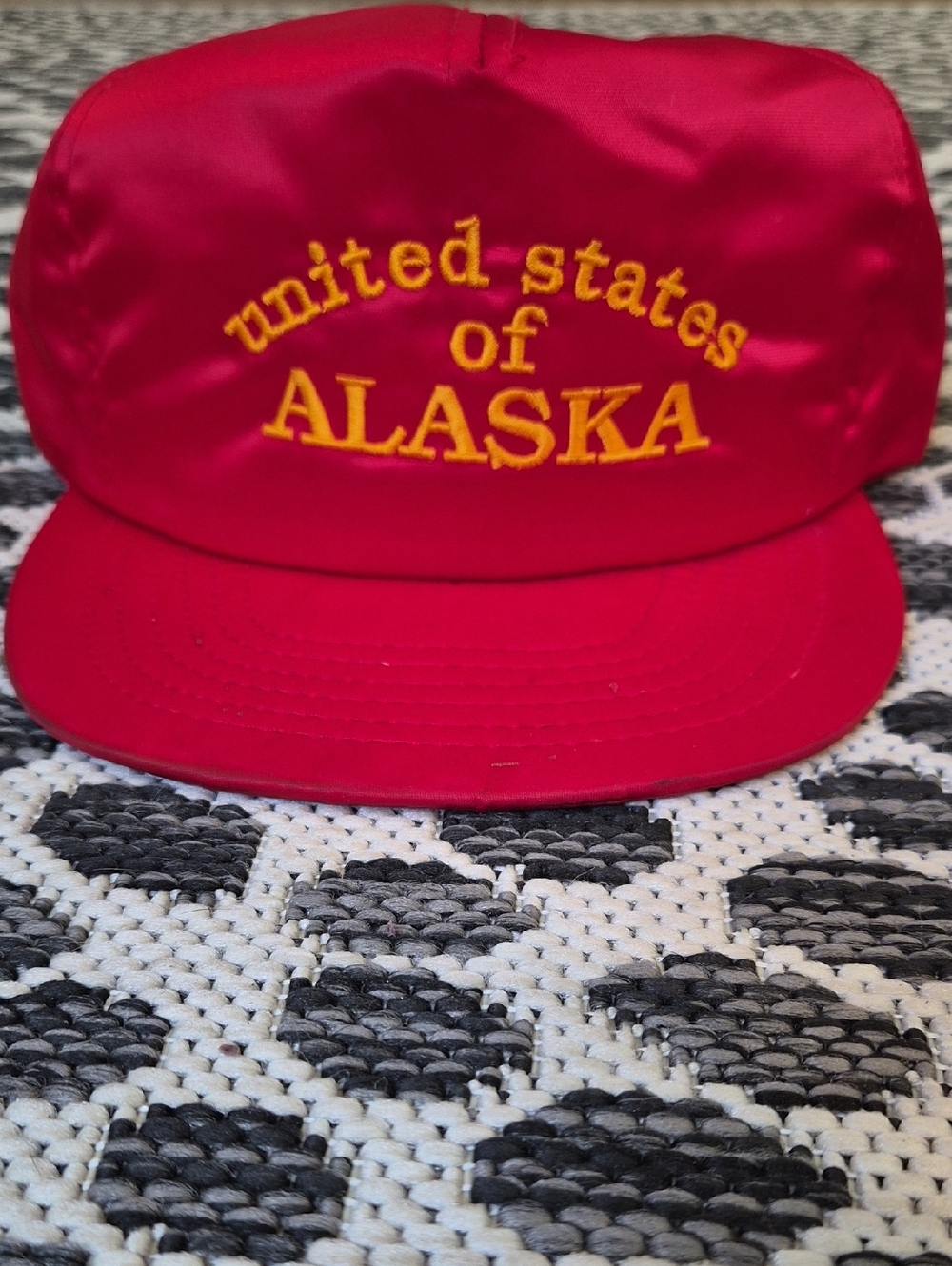 One Of A Kind Vintage Red 'United States of Alaska' Embroidered Snapback Hat